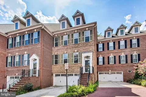 4102 Glendale Way, Fairfax, VA 22030