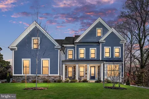 3509 Perry St, Fairfax, VA 22030