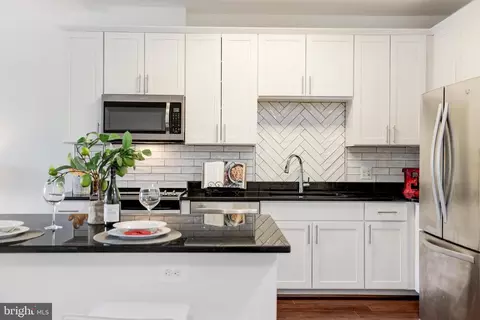 9430 Silver King Ct #205, Fairfax, VA 22031