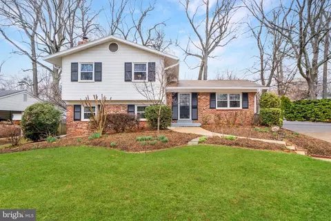 10230 Shiloh St, Fairfax, VA 22030