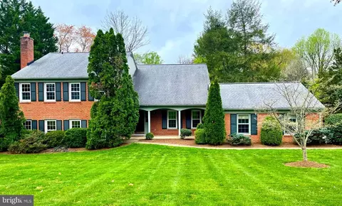 3507 Cornell Rd, Fairfax, VA 22030