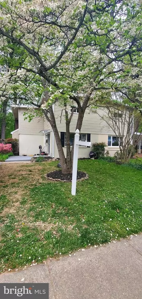 4287 Allison Cir, Fairfax, VA 22030
