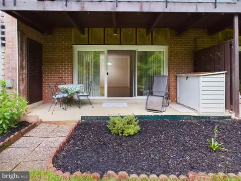 10029 Fair Woods Dr #149, Fairfax, VA 22030