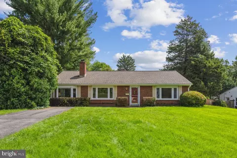 3612 Parklane Rd, Fairfax, VA 22030