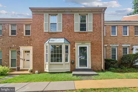 10525 Assembly Dr, Fairfax, VA 22030