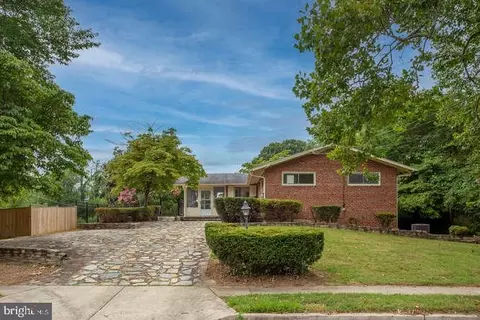 3517 Old Post Rd, Fairfax, VA 22030
