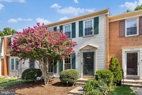 3938 Bradwater St, Fairfax, VA 22031