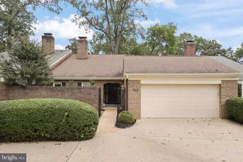 3873 Tusico Pl, Fairfax, VA 22030