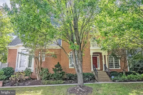 3994 Ballynahown Cir, Fairfax, VA 22030