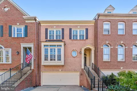 10535 James Wren Way, Fairfax, VA 22030