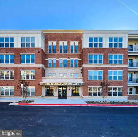 10755 Fairgrounds Dr #232, Fairfax, VA 22030