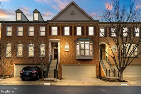 4170 Governor Yeardley Ln, Fairfax, VA 22030