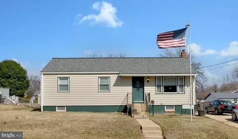 4145 Addison Rd, Fairfax, VA 22030