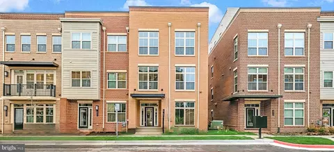 3818 Tussica Way, Fairfax, VA 22030