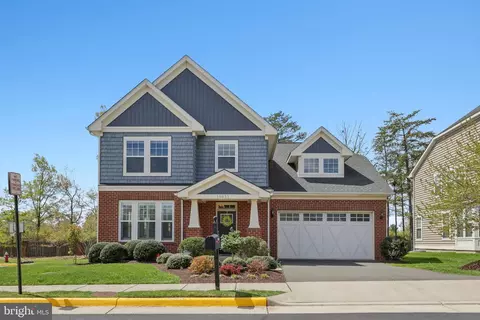10831 Linda St, Fairfax, VA 22030
