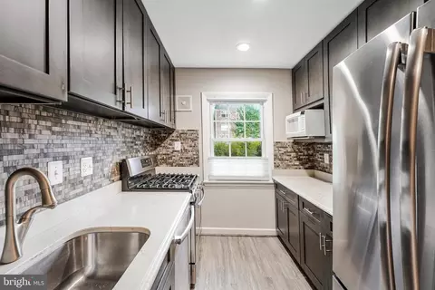 9475 Fairfax Blvd #102, Fairfax, VA 22031