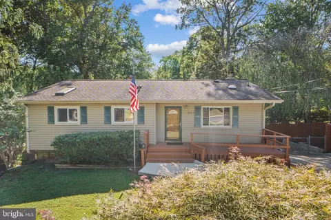 3603 Cornell Rd, Fairfax, VA 22030