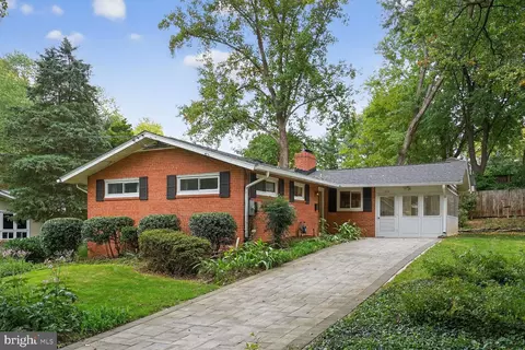 3410 Andover Dr, Fairfax, VA 22030