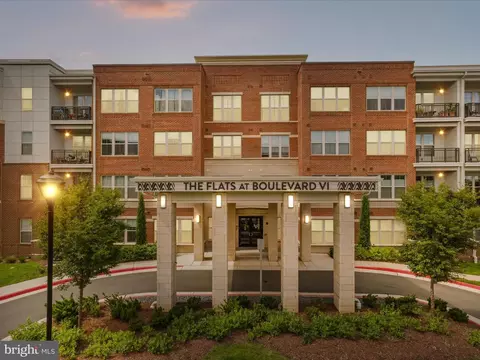 10755 Fairgrounds Dr #223, Fairfax, VA 22030