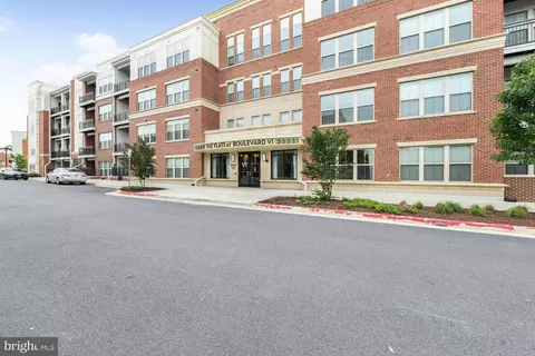 10755 Fairgrounds Dr #431, Fairfax, VA 22030