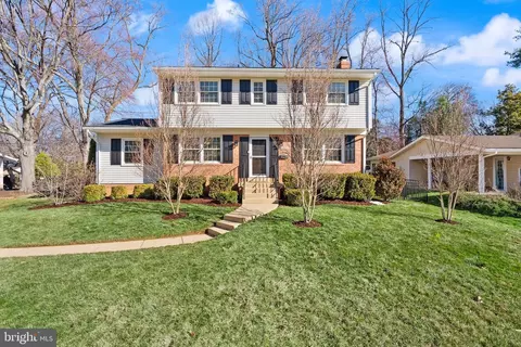 10228 Shiloh St, Fairfax, VA 22030