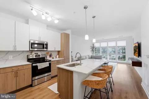 10755 Fairgrounds Dr #320, Fairfax, VA 22030