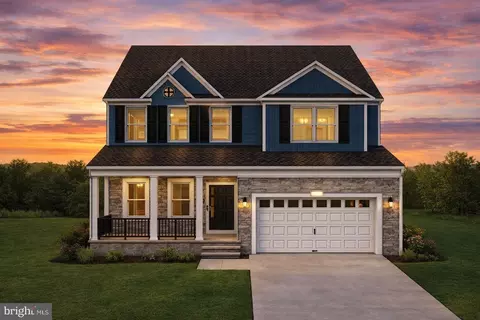 4025 Hallman St, Fairfax, VA 22030