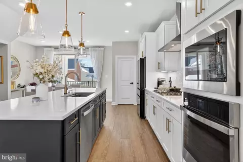 3757 Mayors Way, Fairfax, VA 22030