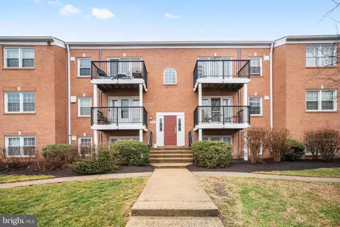 9481 Fairfax Blvd #203, Fairfax, VA 22031