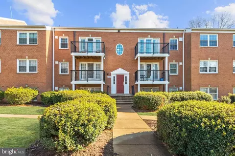 9467 Fairfax Blvd #304, Fairfax, VA 22031