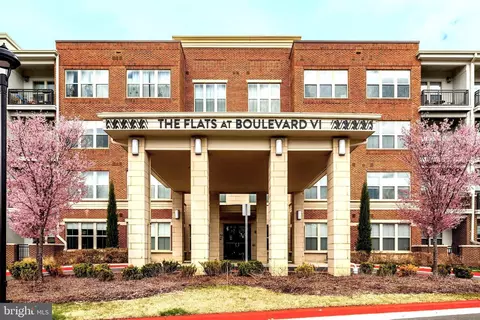 10755 Fairgrounds Dr #125, Fairfax, VA 22030