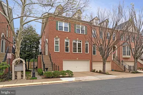 10508 James Wren Way, Fairfax, VA 22030