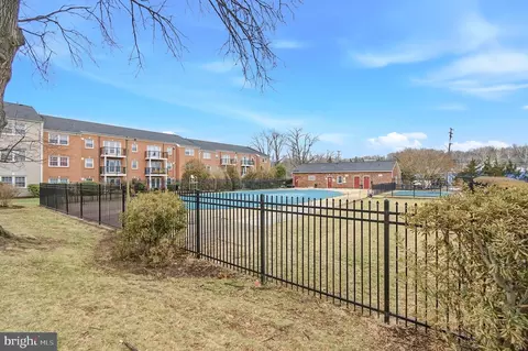 9457 Fairfax Blvd #202, Fairfax, VA 22031