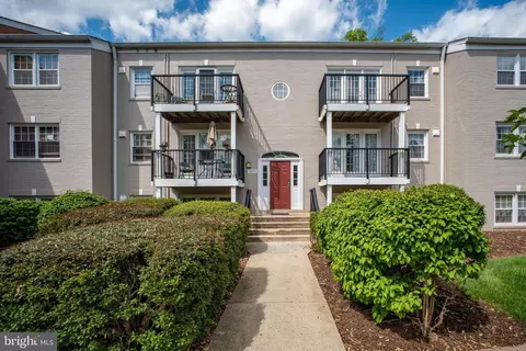 9479 Fairfax Blvd #304, Fairfax, VA 22031