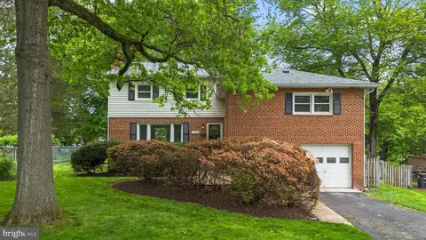 10242 Stratford Ave, Fairfax, VA 22030