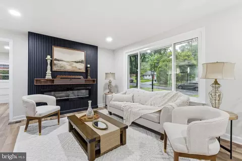 3629 Parklane Rd, Fairfax, VA 22030