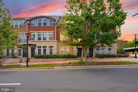 10353 Main St, Fairfax, VA 22030