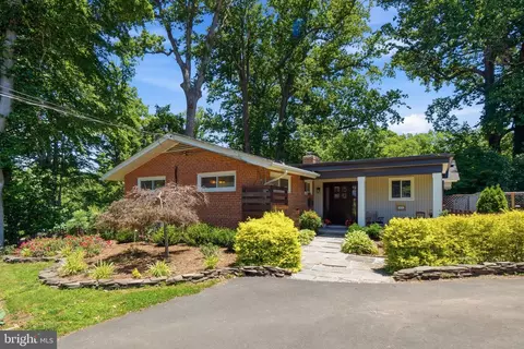 3406 Park Hill Pl, Fairfax, VA 22030
