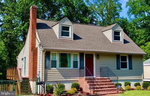 10824 Scott Dr, Fairfax, VA 22030