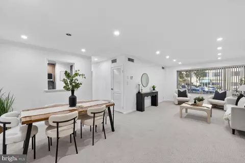 10570 Main St #304, Fairfax, VA 22030
