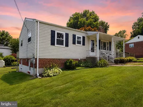 10011 Terry St, Fairfax, VA 22031