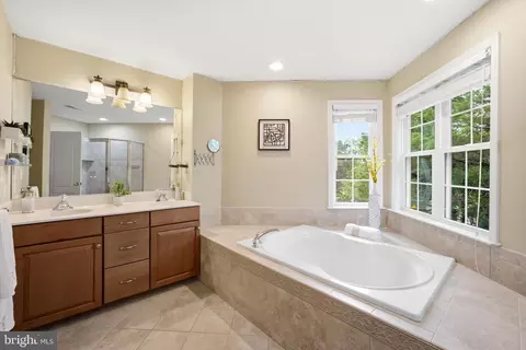 10802 Second St, Fairfax, VA 22030 photo 24