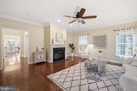 10802 Second St, Fairfax, VA 22030 photo 5
