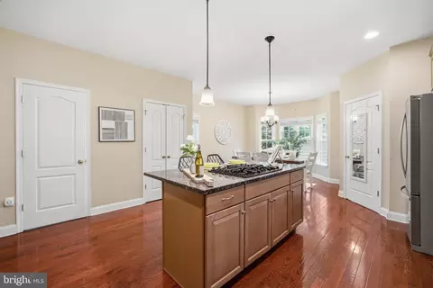 10802 Second St, Fairfax, VA 22030 photo 13