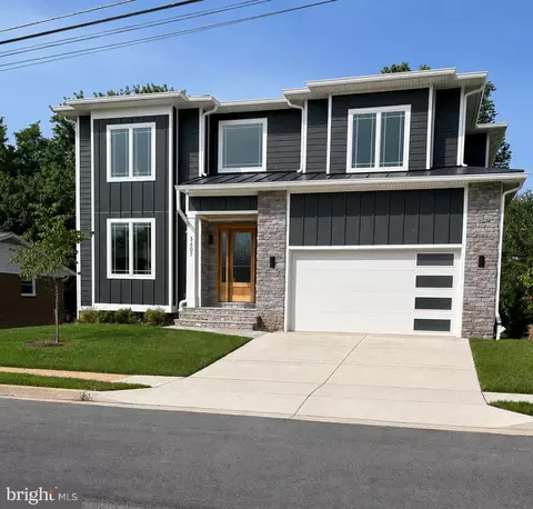 3607 Heritage Ln, Fairfax, VA 22030