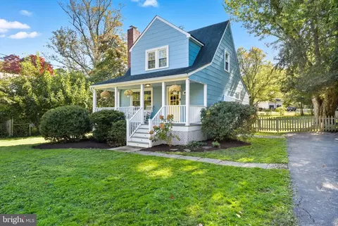 10123 Dwight Ave, Fairfax, VA 22032
