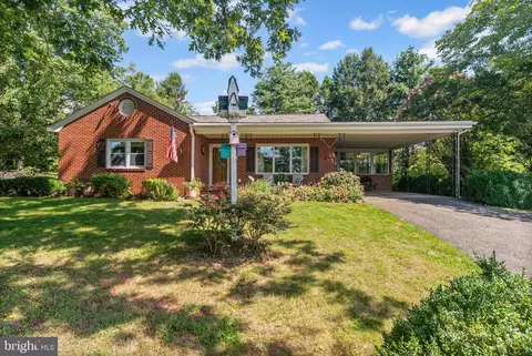 10735 Henry Dr, Henry, VA 24102