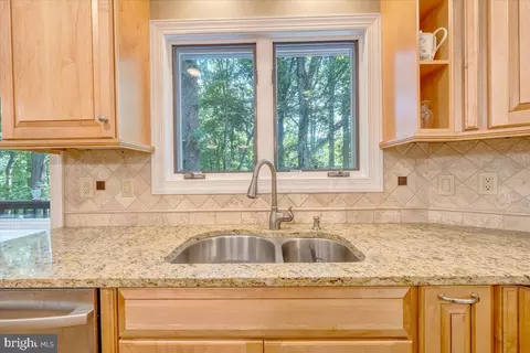 Kitchen - 310 Saddleback Trl, Hardy, VA 24101 photo 4 of 8