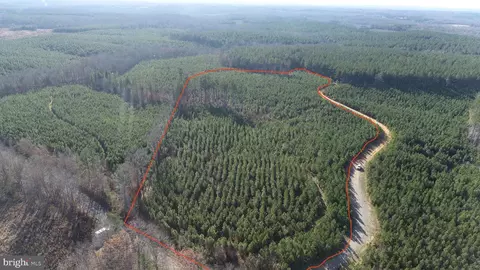 0 Community House Rd Tract 1, Kents Store, VA 23084
