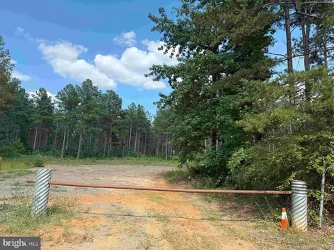 Holland Road, Columbia, VA 23038